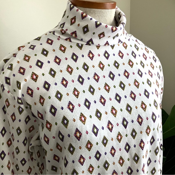 Vintage Diamond Print Soft Turtleneck - Picture 2 of 6